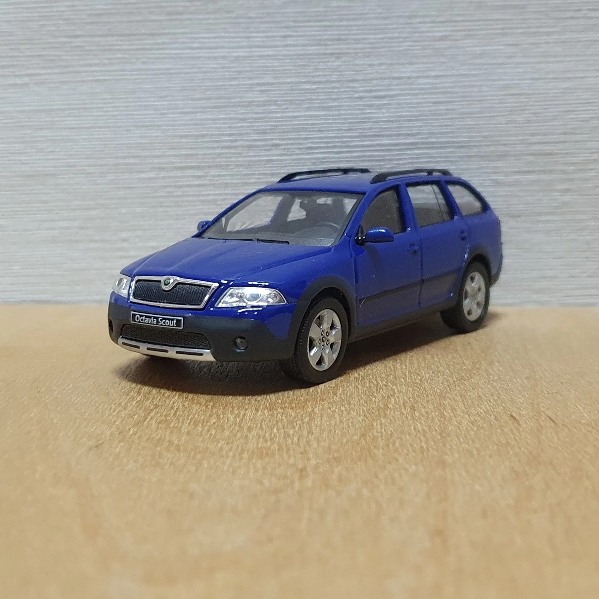 Skoda Octavia Combi Scout | Abrex 1/43 Коллекционная модель машинка автолегенды ссср