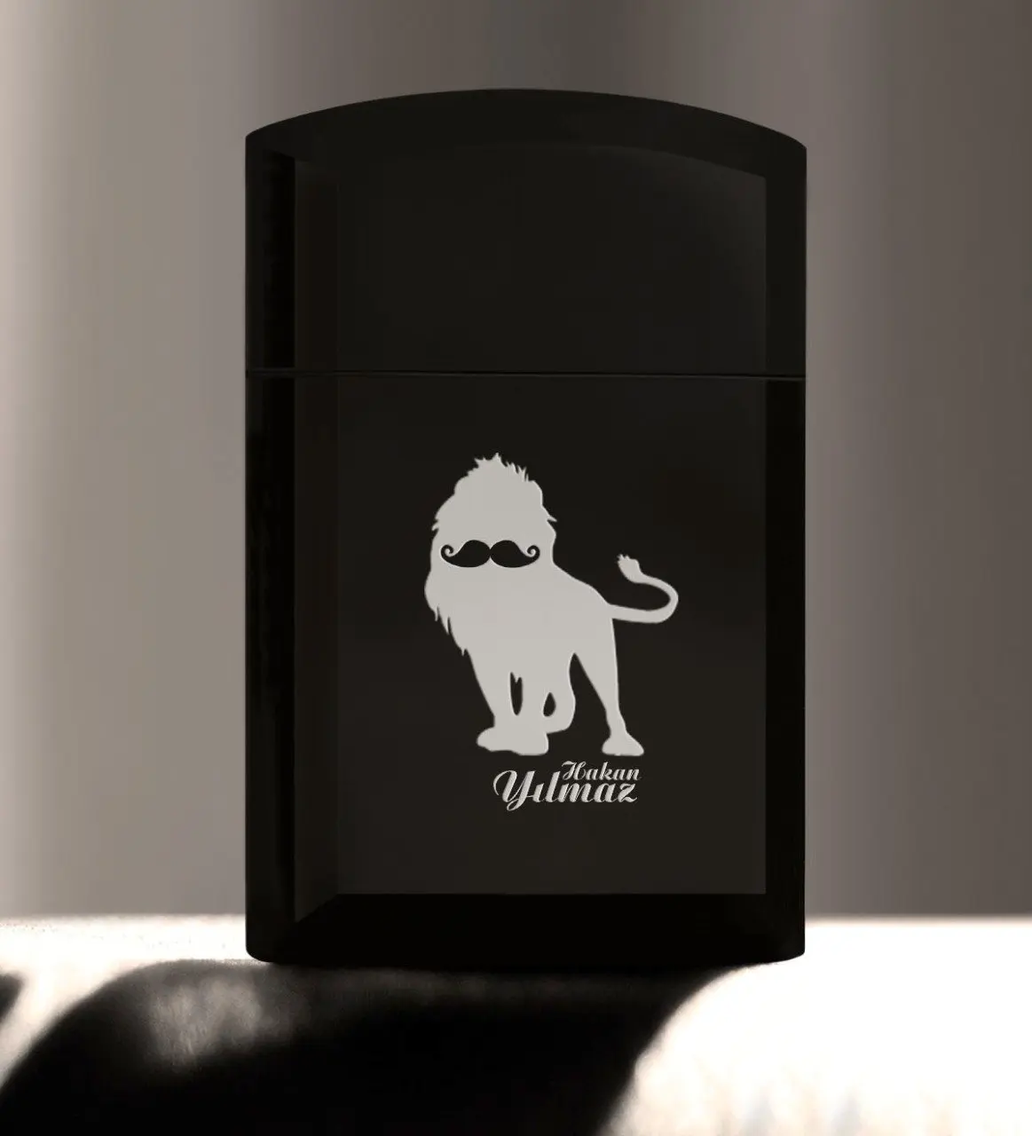 

Father's Day Custom Lion Dad Black Metal Cigarette Lighter-3
