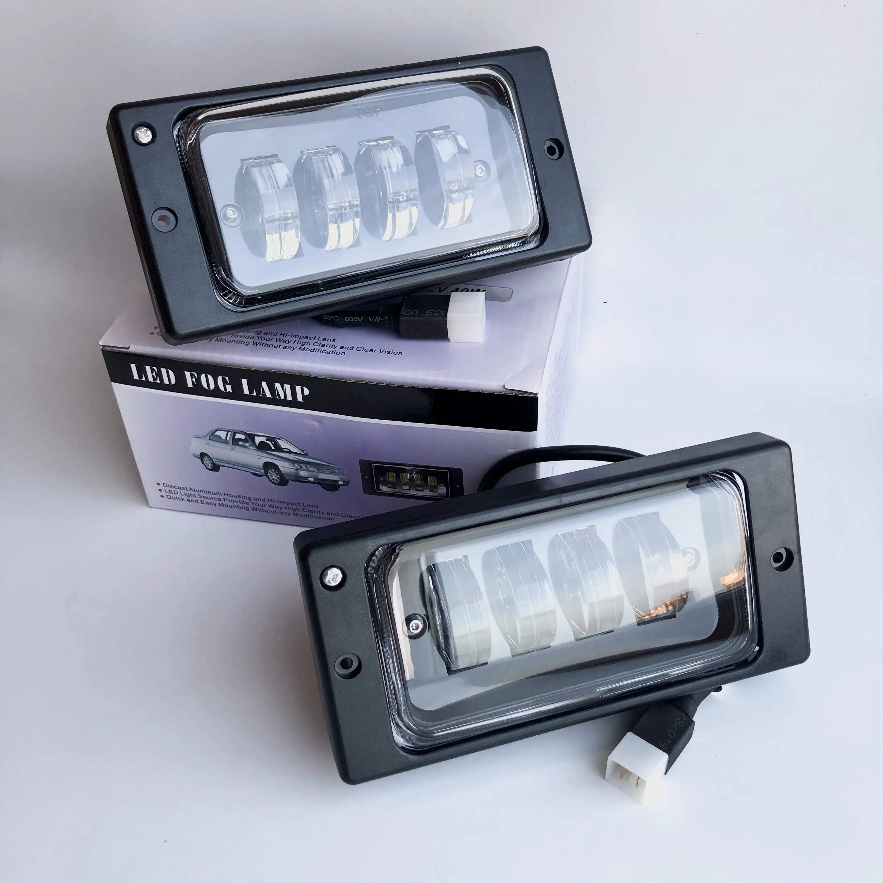 Противотуманные фары Лада 2110-2114 cветодиодные ПТФ с регулировкой (металлический