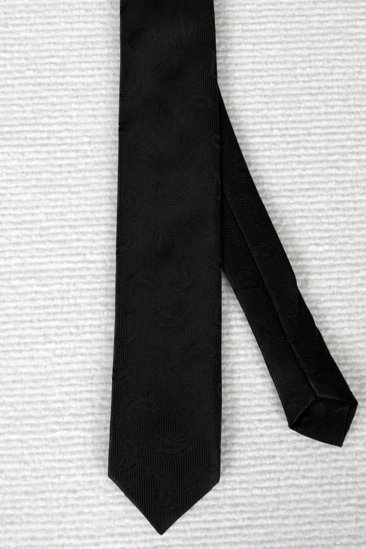 

DeepSEA Drop Pattern Mendilli Tie 2001955