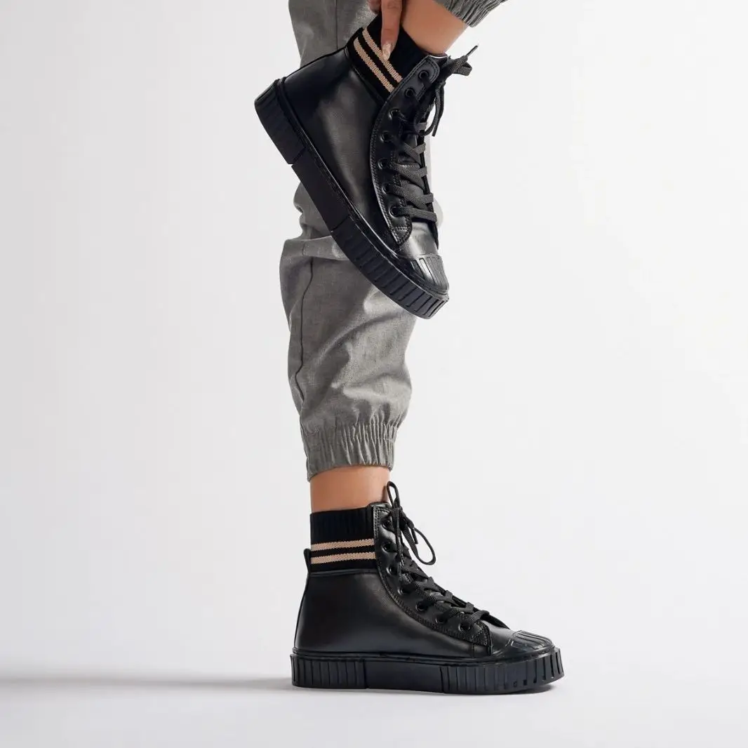 

Gwenliza Slav Black and Mink Women Unisex Sport Boots Sneakers