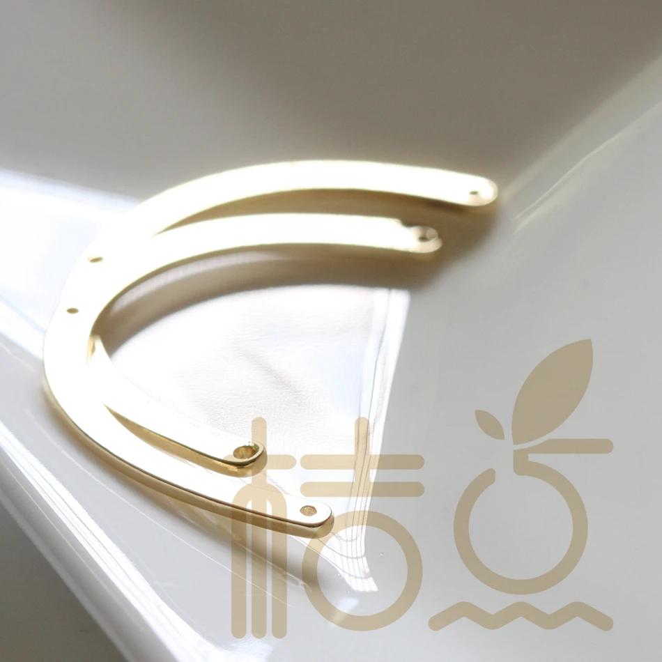 U образный амулет с лазерной резкой из твердой латуни 3 отверстиями 30x20 мм