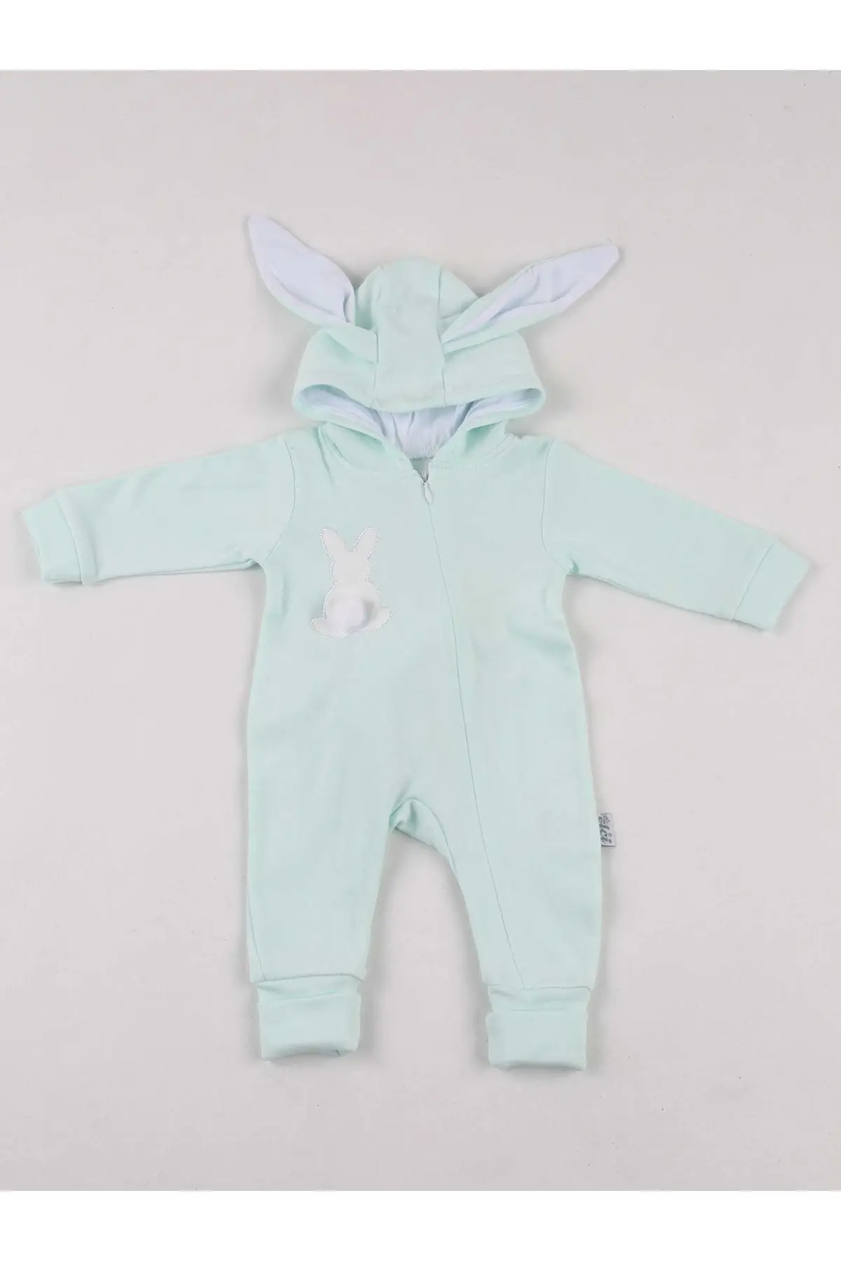 Светло зеленые ушастые помпоны кролики Детский комбинезон| |