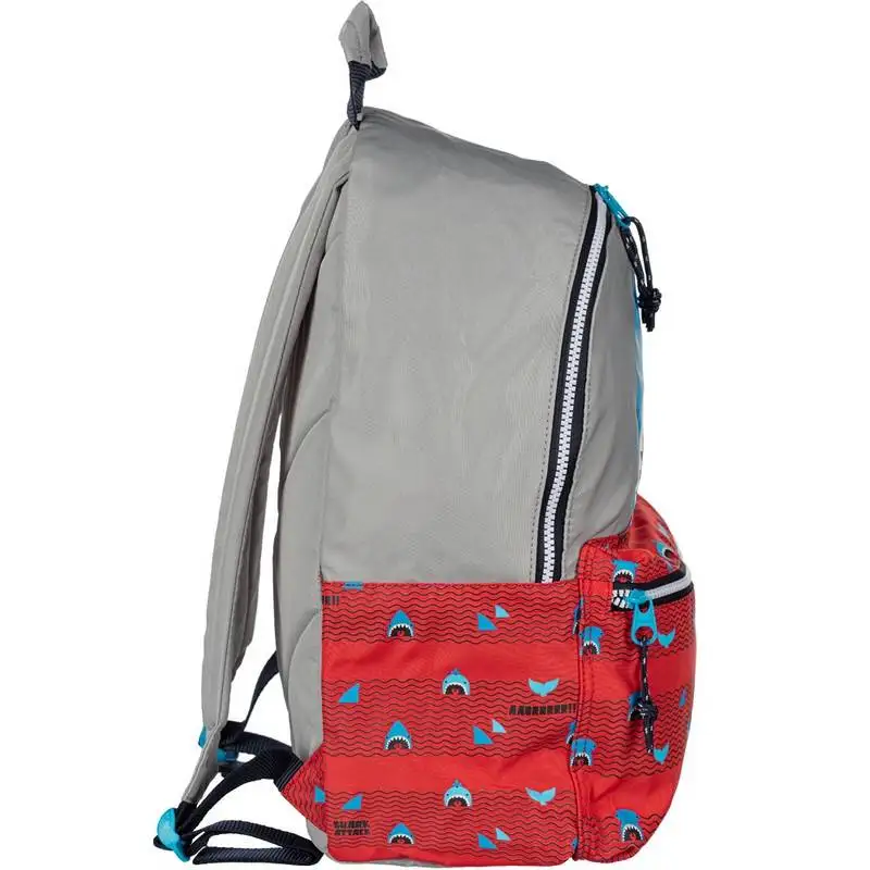 Рюкзак школьный Milan Shark Attack красно-серый 41х30х18 см 624605SRT 1147702 | Мать и ребенок