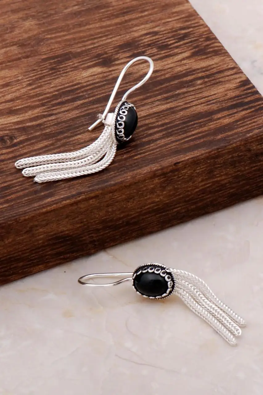 

Женские серьги из серебра 4919 пробы с драгоценным камнем Onix