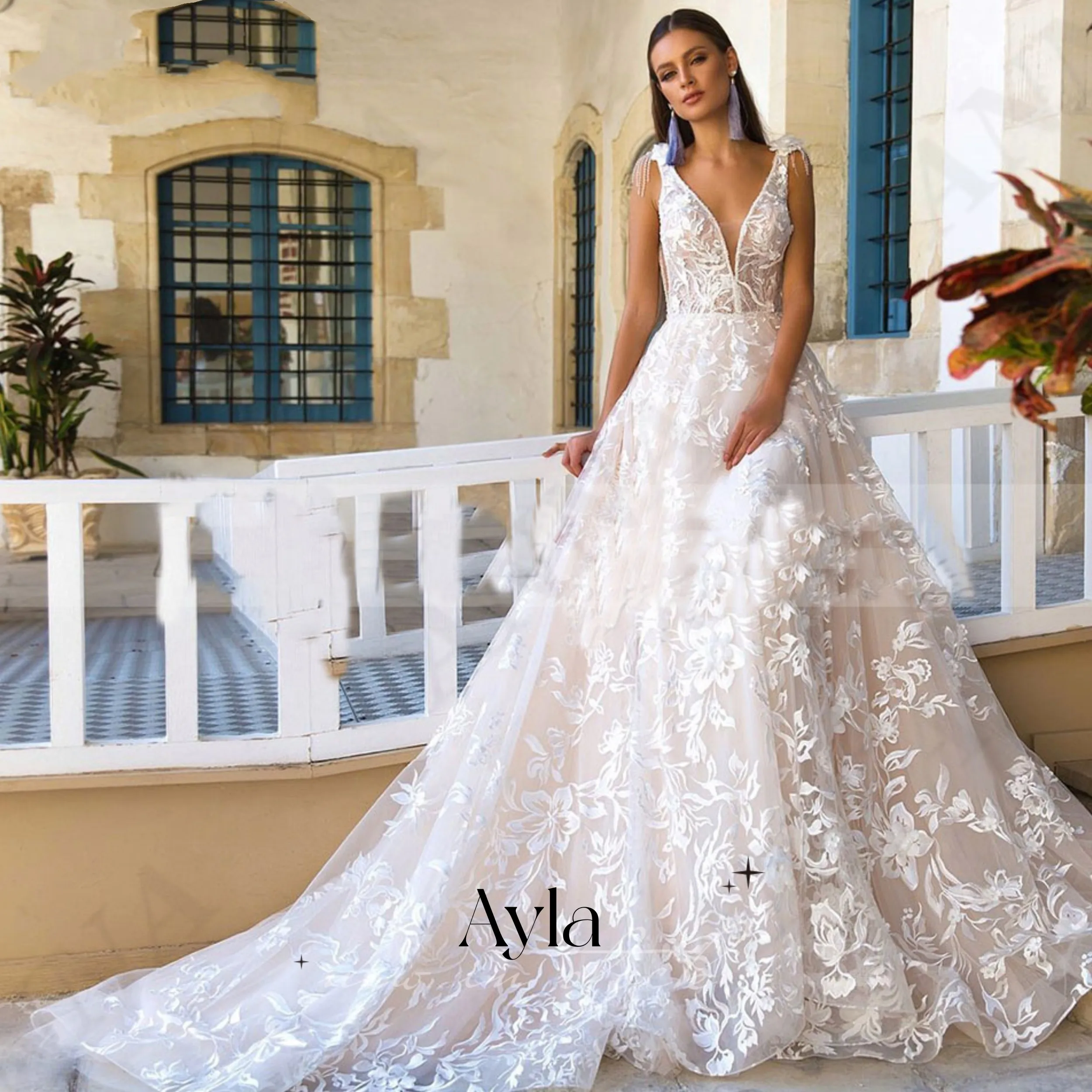 

Boho A-Line Wedding Dress Flower Lace Design Tulle Sweep Bride Dress 2022 Boho Wedding Gowns Beach A Line Vestido De Noiva