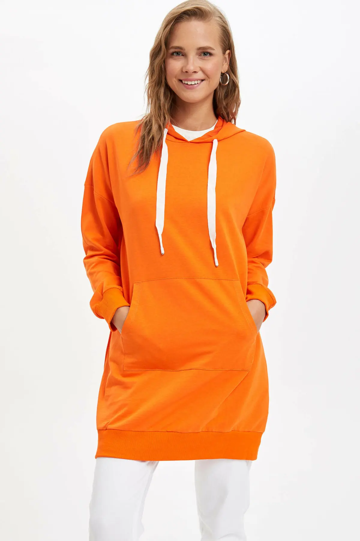 Женские пуловеры DeFacto белые красные вязаные однотонная туника повседневные