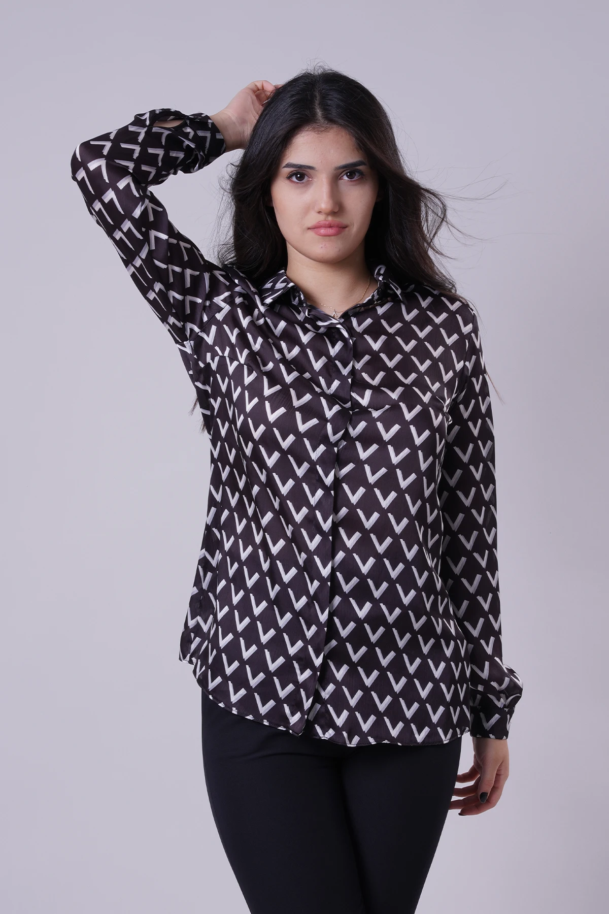 

MANGA Women's Geometric Patterned Shirt