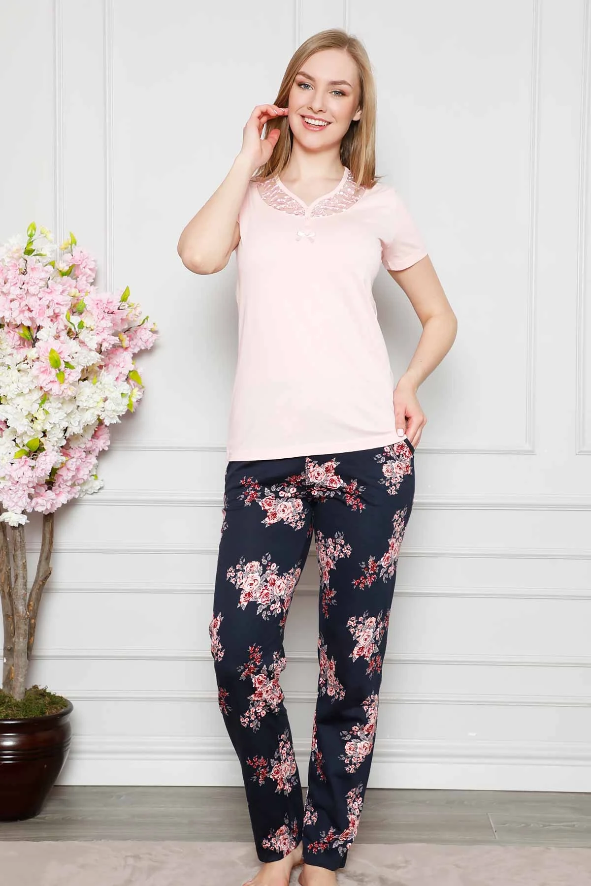 

Women's pajamas set Short Sleeve