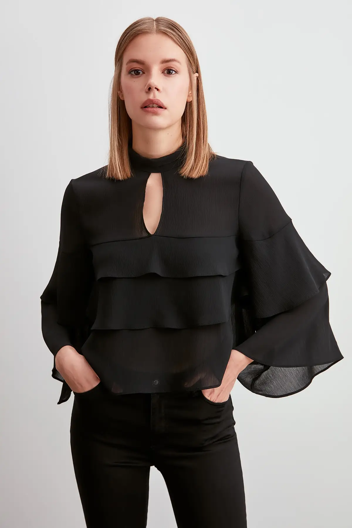 Блузка с оборками Trendyol TWOSS20BZ0077| |