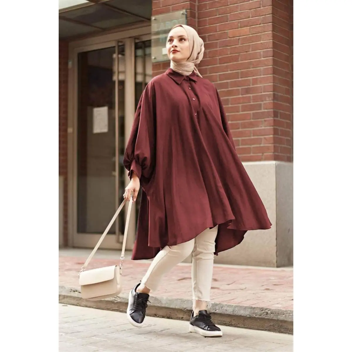 

Женская Асимметричная Блузка-туника с длинным рукавом и принтом