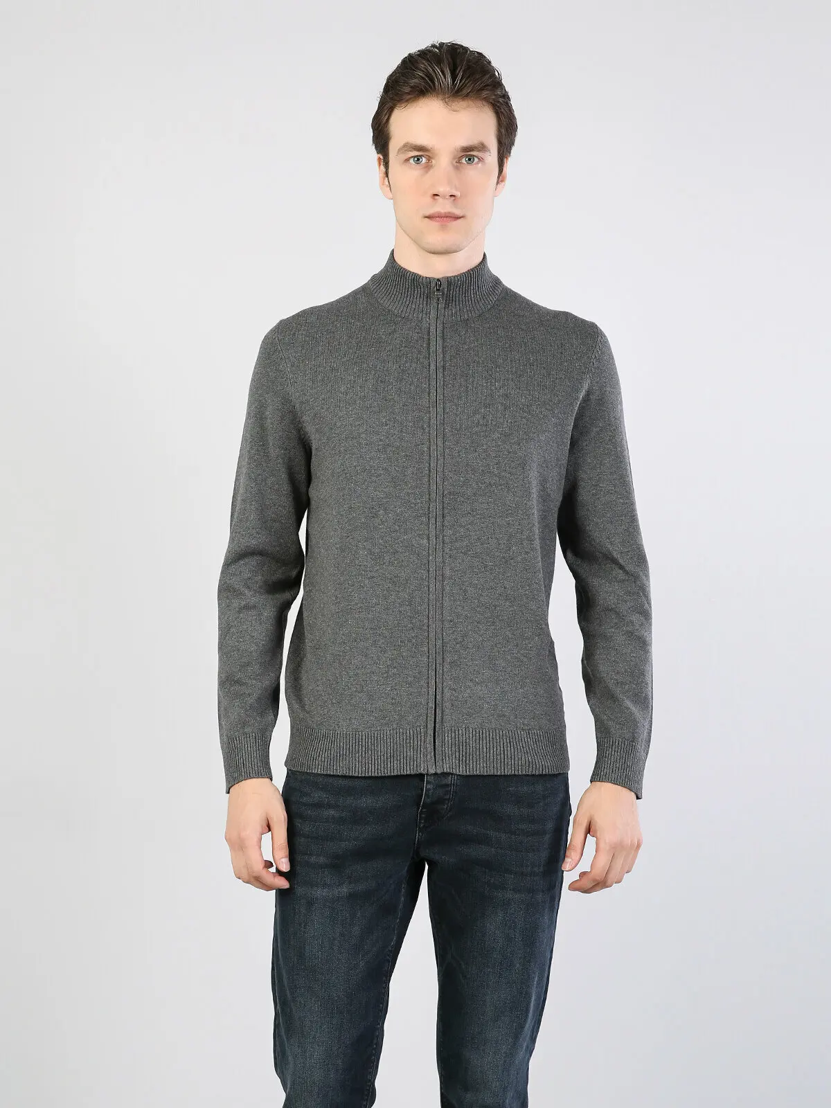 

Men CL1023205