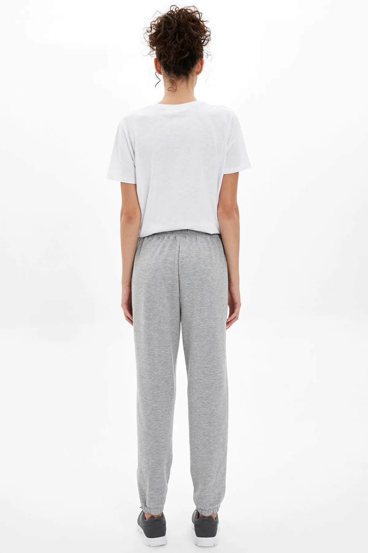 Дефакто модные повседневные женские спортивные штаны серого цвета с завязками