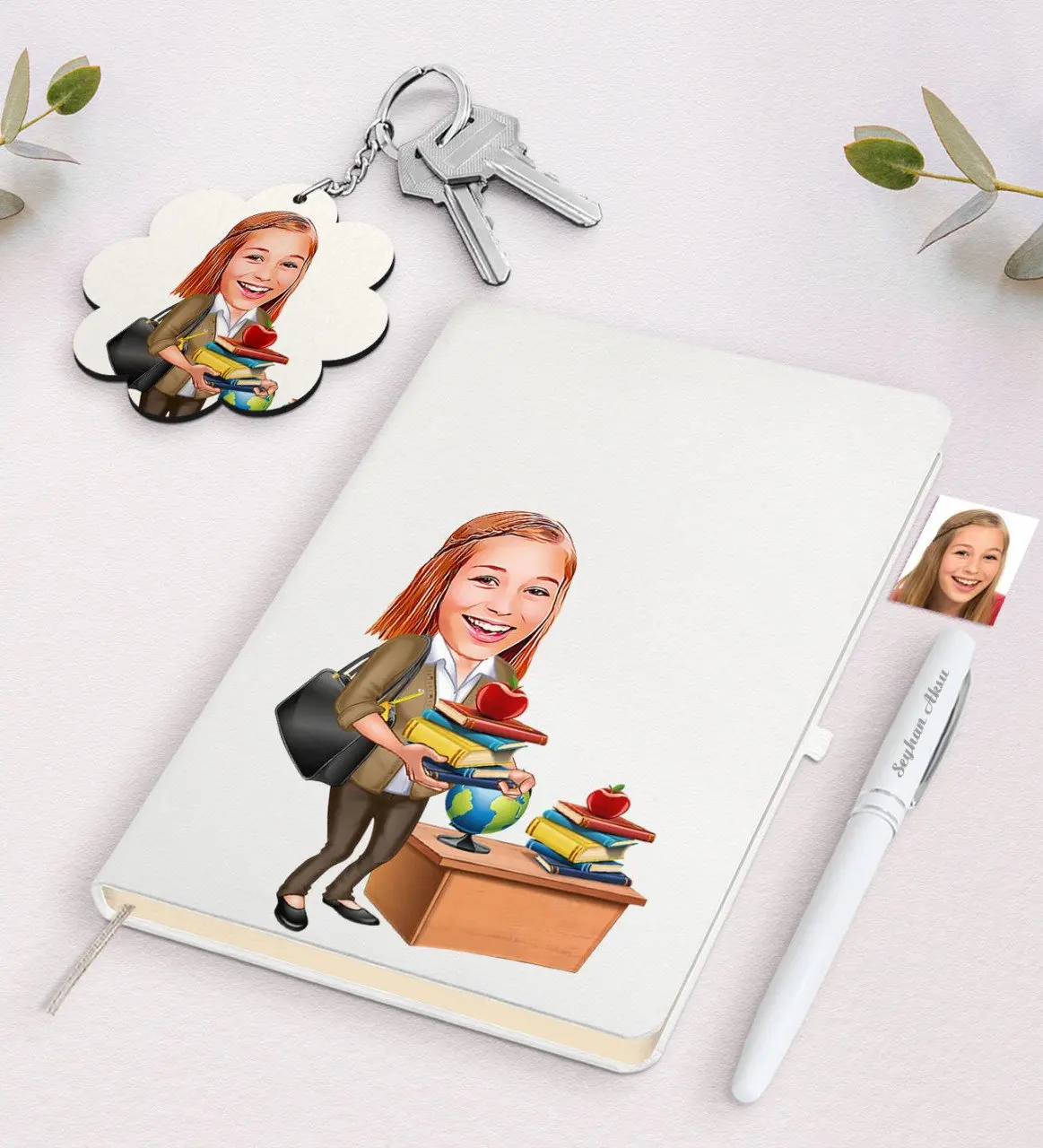

Personalized Women 'S Teacher Caricature Of White Notebook Pen And Keychain Gift set-4
