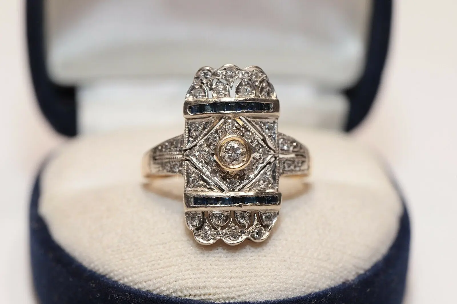 

ANTIQUE ART DECO 14K GOLD NATURAL DIAMOND AND SAPPHIRE DECORATED PRETTY RING