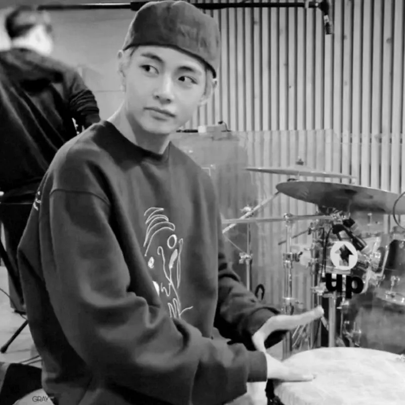 Свитшот JUNGKOOK &amp TAEHYUNG унисекс осенне-зимний свитшот с длинным рукавом топы 2021