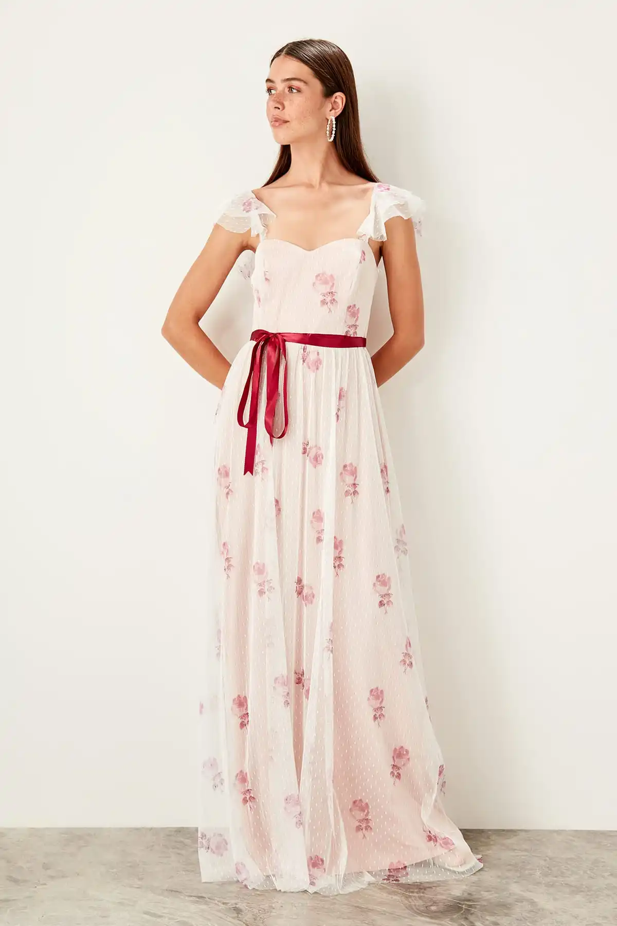 Trendyol цветочное Тюлевое детальное вечернее платье TPRSS19BB0471 | Свадьбы и торжества