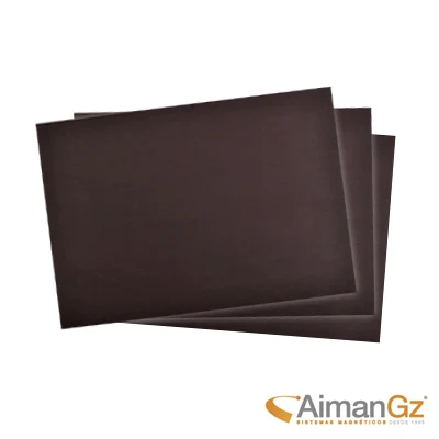 Гибкий магнит реалистичное лезвие 1 MT толщина 0,7 мм