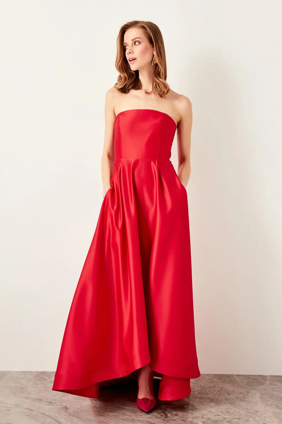 Trendyol вечернее платье без бретелек TPRSS19DE0031 | Свадьбы и торжества