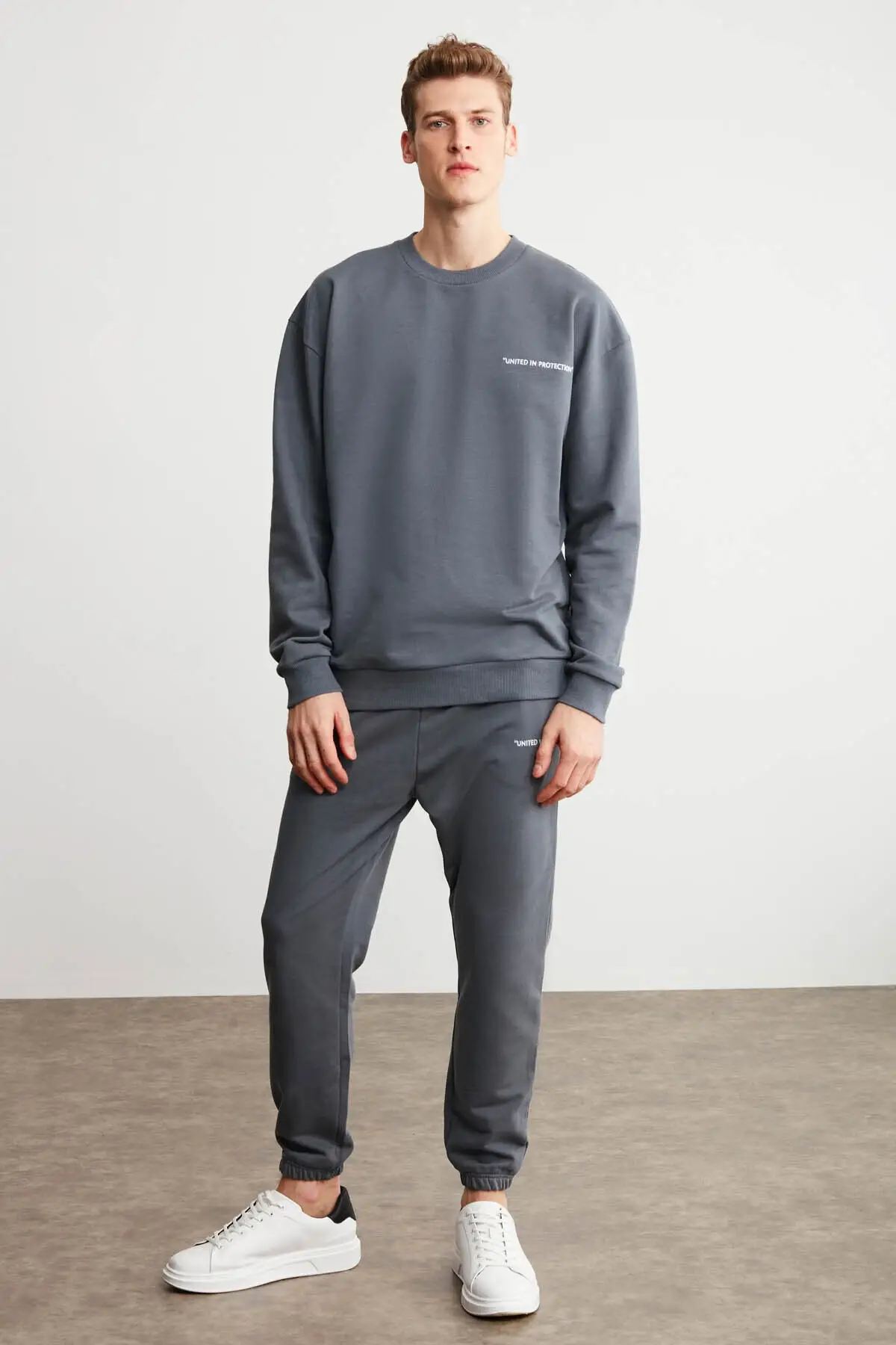 YENİ SEZON MODEL SPORT 2021 Marshall Erkek Düz Gri Nakış Detaylı Basic Eşofman Takımı