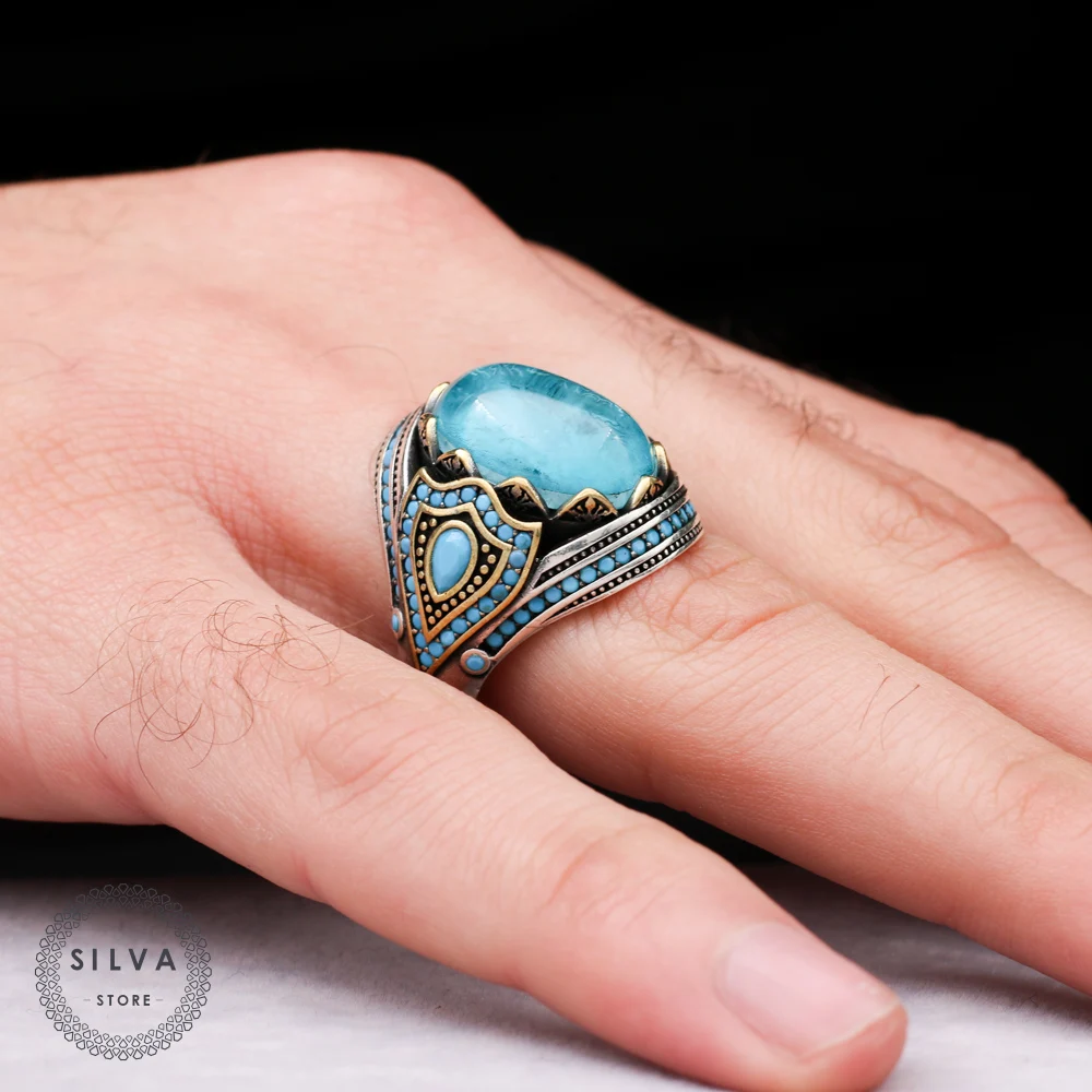 Оригинальное мужское кольцо из серебра 925 пробы с камнем Параиба. Мужские