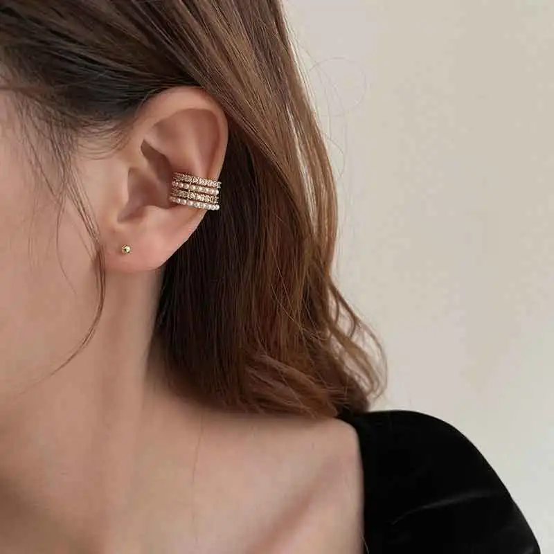 

2022 New Gold Pearl Ear Clips Ear Cuff for Women Fashion Non-Piercing Copper Alloy Earrings Clip Earrings Jewelry Gift