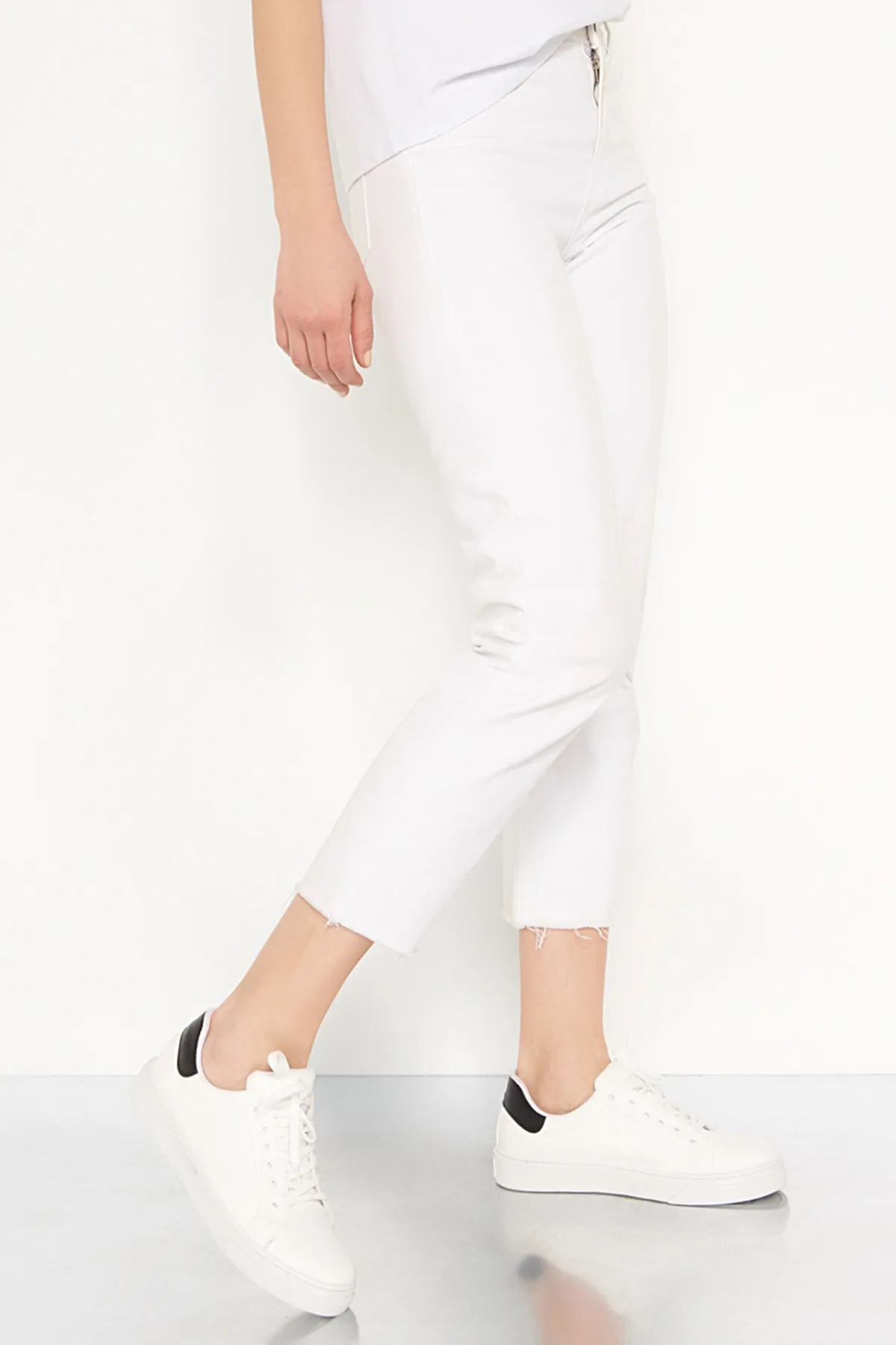 SOHO/Женская универсальная белая повседневная спортивная обувь Женские кроссовки