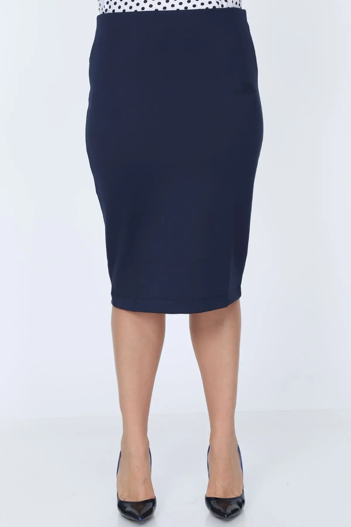 Большая свободная женская черная юбка-карандаш со скрытой резиновой молнией