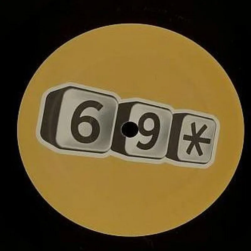 Виниловая пластинка / Avenue D – Do I Look Like A Slut? (Remixes By Sizequeen &amp Hector Fonseca)