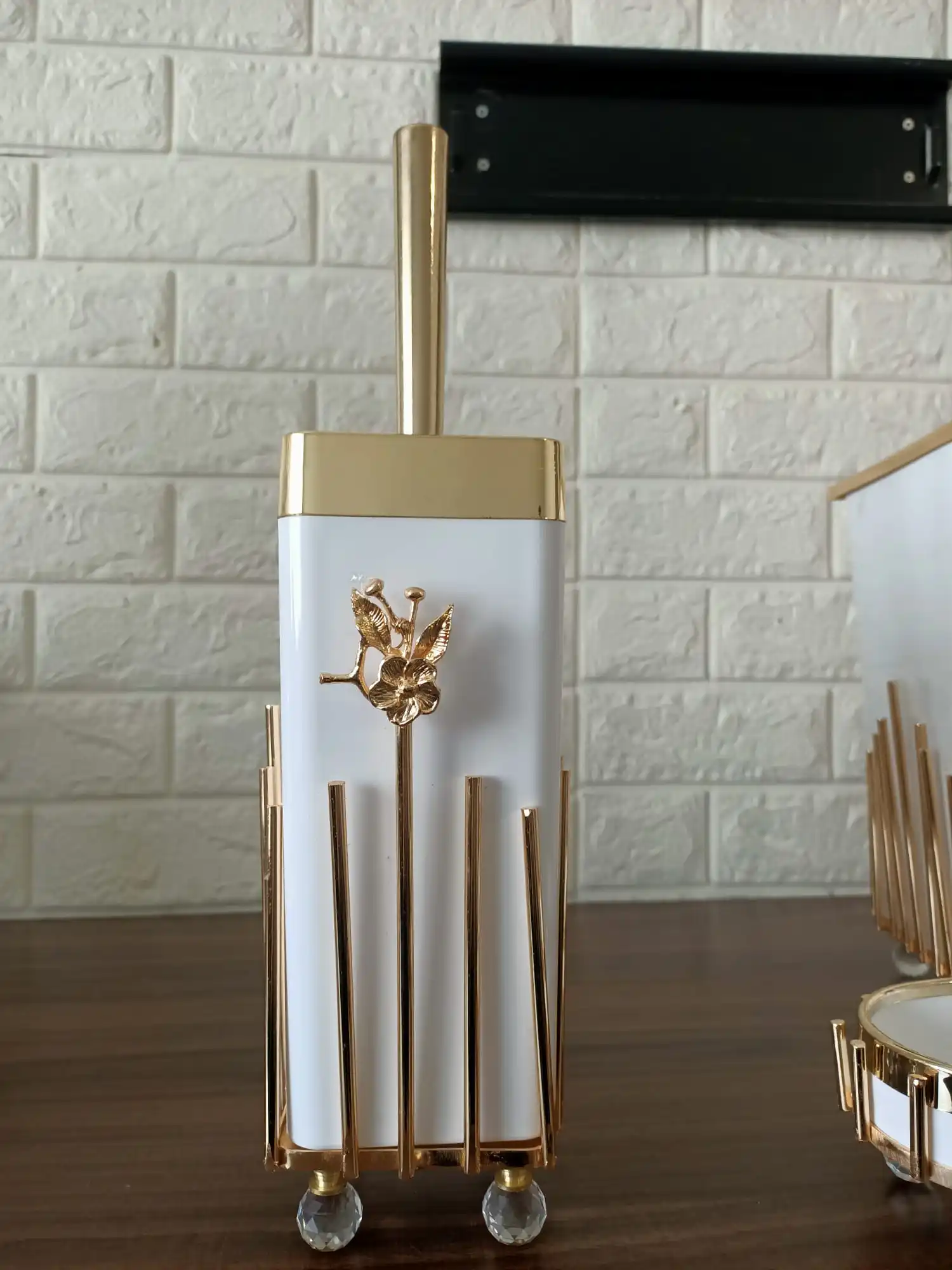 premium bathroom accessories 5 pcs prismatic gold white acrylic thrash binsoap dispenser and dish toilet brushtoothbrush cup free global shipping