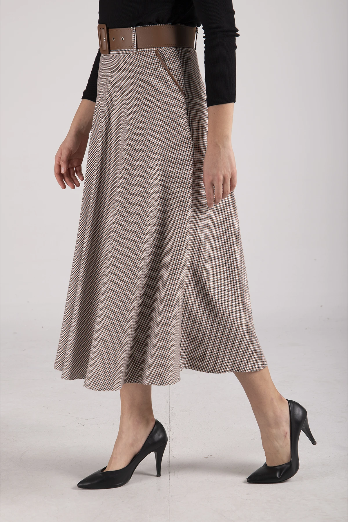 

Ardanewline Women Skirt 4013417