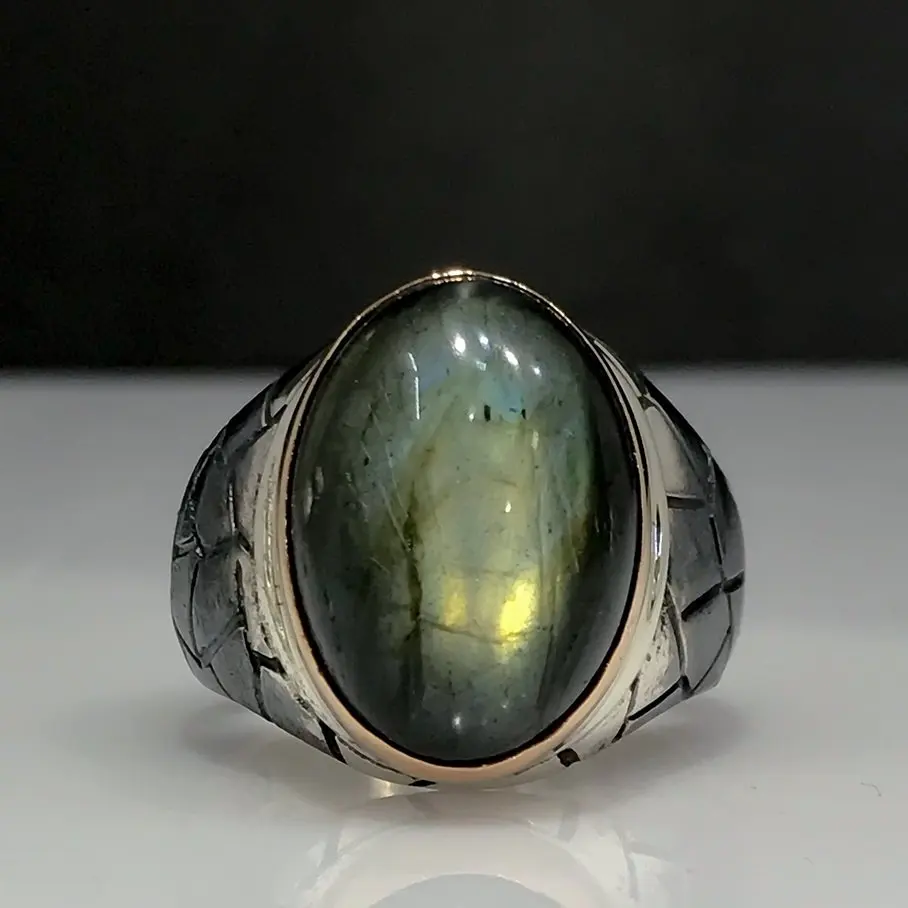 

Labrodorite Stone Custom Design Hand Generation Silver Men 'S Ring