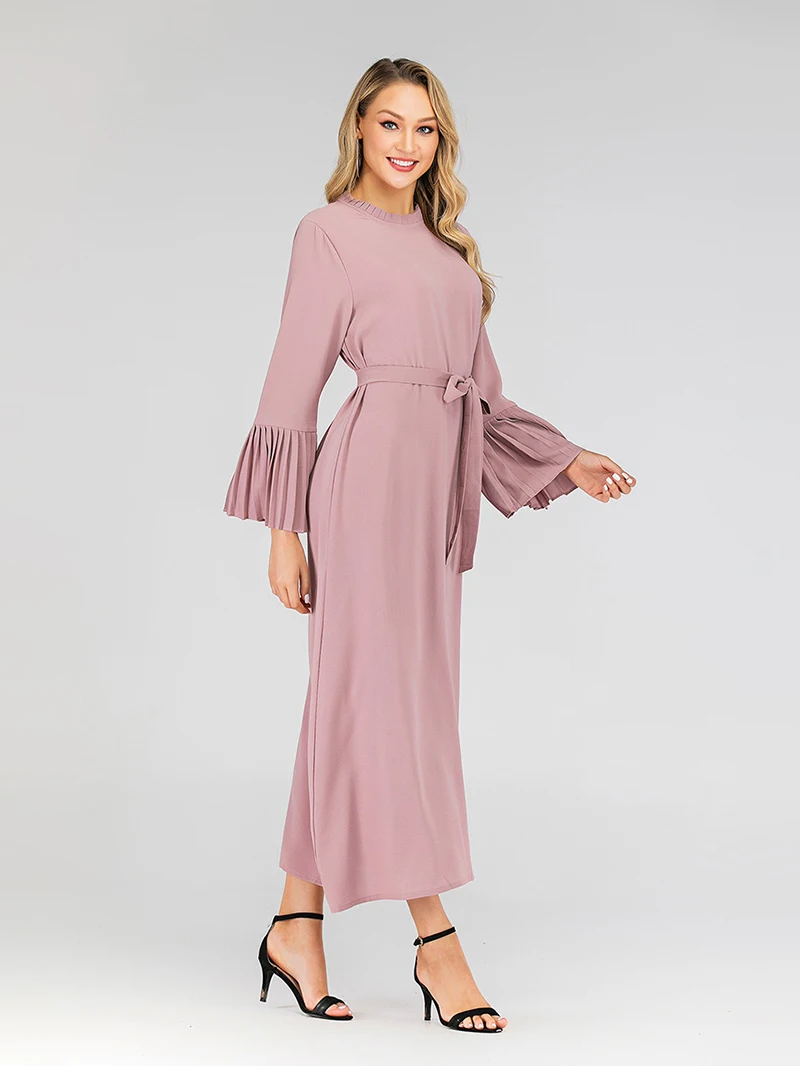 

Plus Size Round Neck Slim Fit Pleated Sleeve Long One Piece Dress