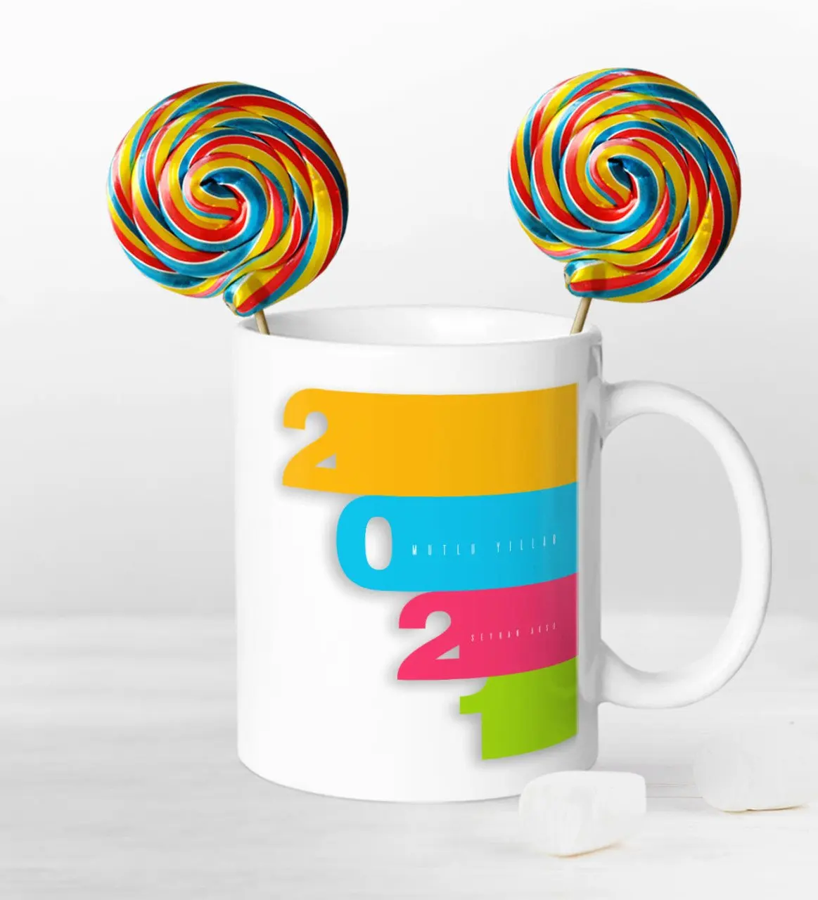 

Персонализированные 2021 с днем рождения кружка и Ностальгический Leisured конфеты Seti-12