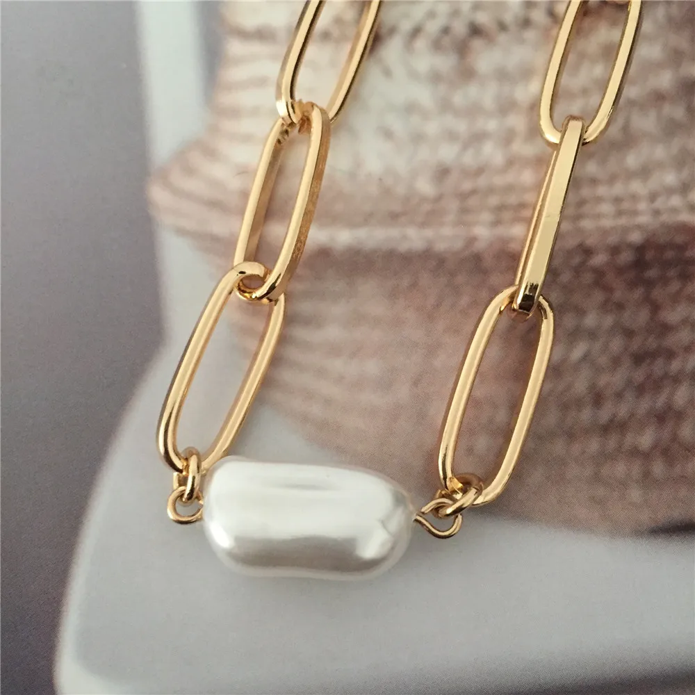 

New Arrival New Design Gold Color 20mm*7mm Oval Link Chain Necklace Pearl Pendant Necklace for Chic Women Fashion Party Jewelry