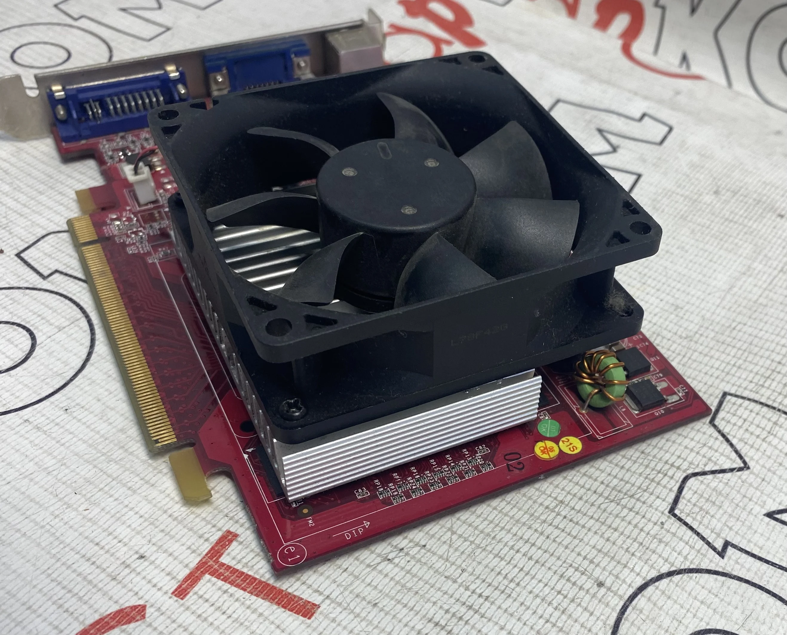 Видеокарта GeForce 8500 GT 450Mhz PCI-E 256Mb GDDR2 | Компьютеры и офис