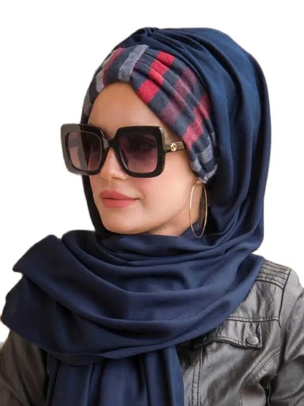 

2021 Autumn-Winter Islamic Turban Turkey-Arab-Indıa Navyblue Muslim Headscarf Draped Flowy Shawl Plaid Striped Pattern Scarf Muslim Hijab Comfortable Use Does Not Sweat Luxury Fashion Elegant Design Cotton Trend Produc