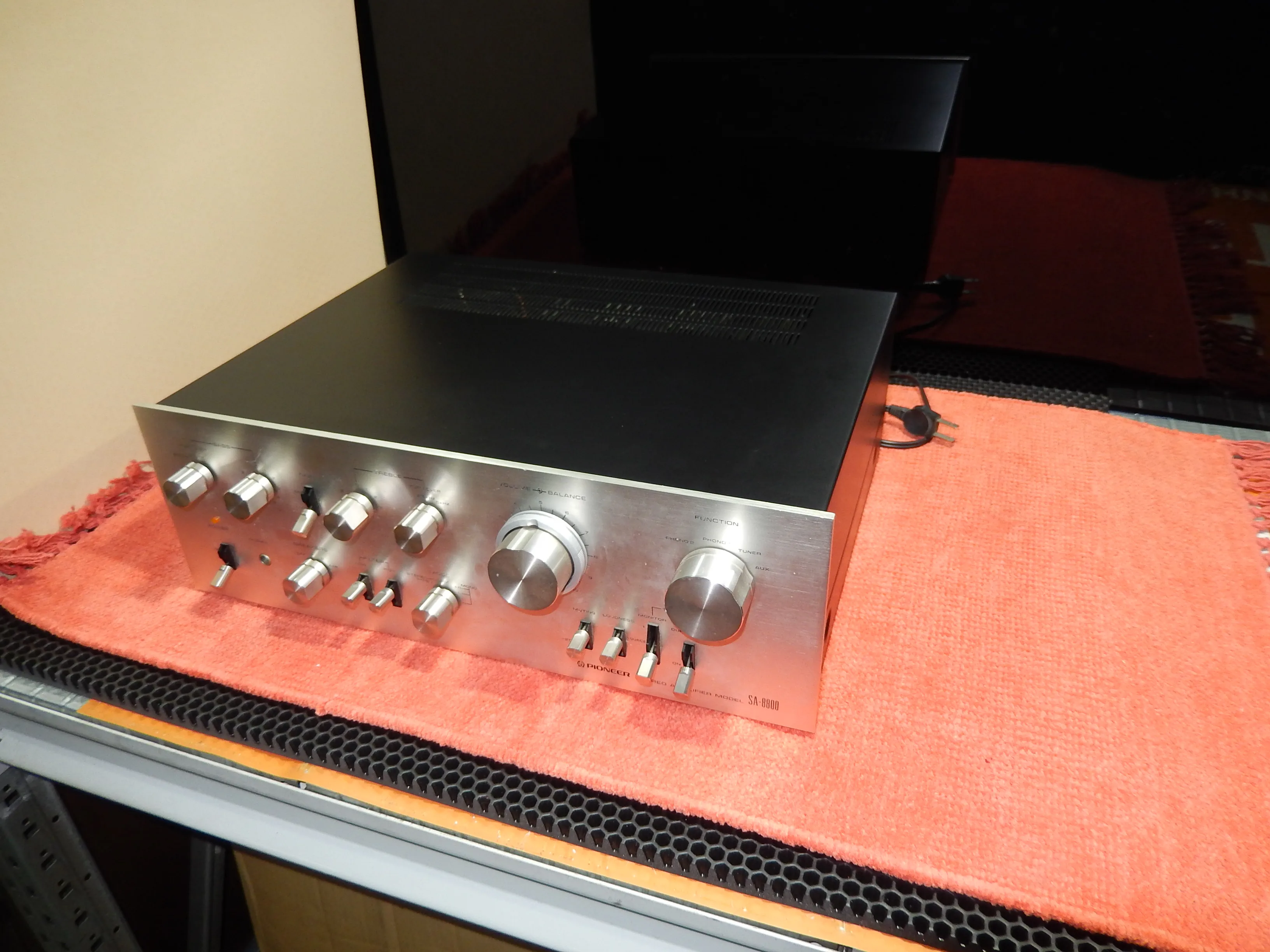PIONEER SA-8800 усилитель интегральный производство Япония использованный amplifier integrated