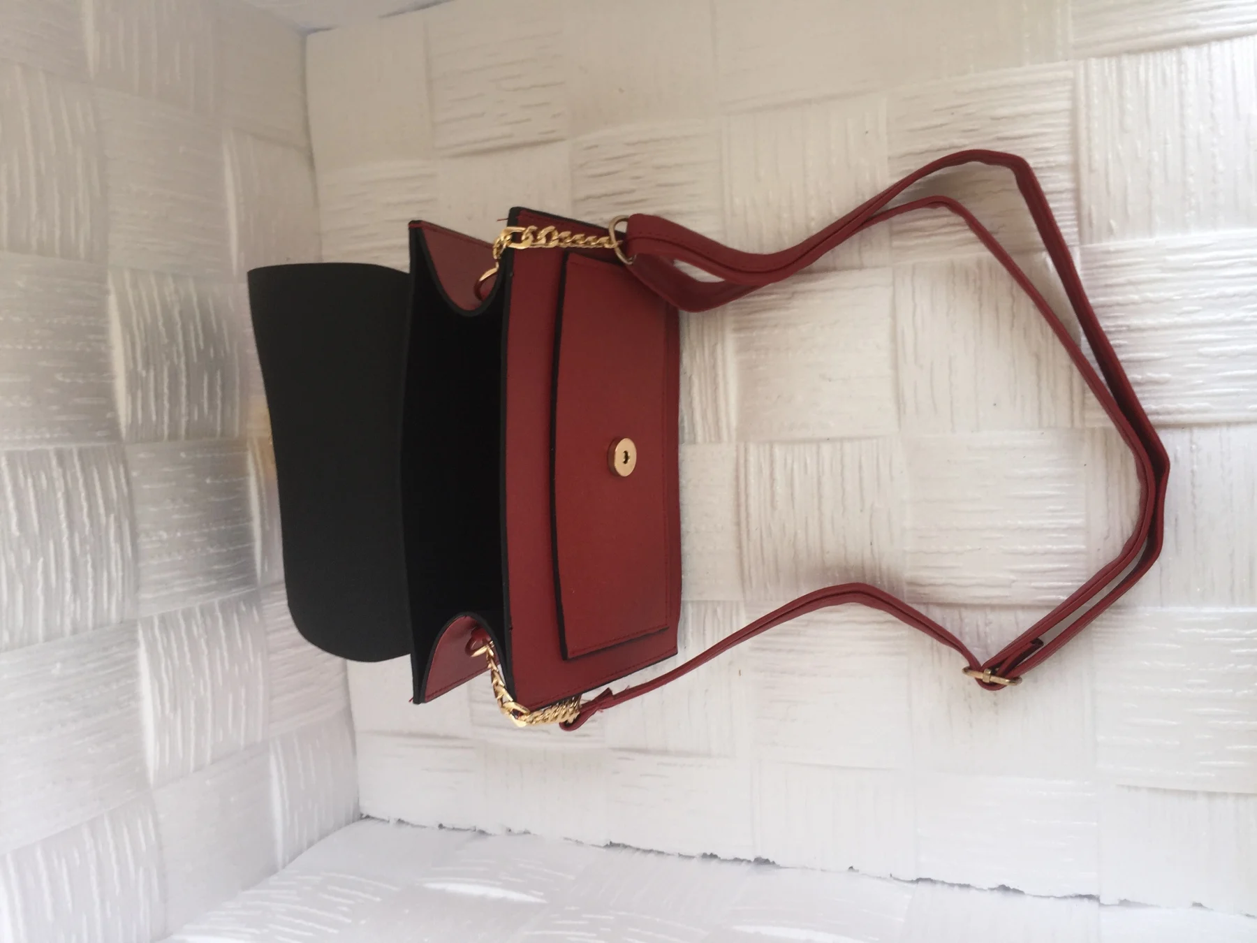 

Shoulder bag
