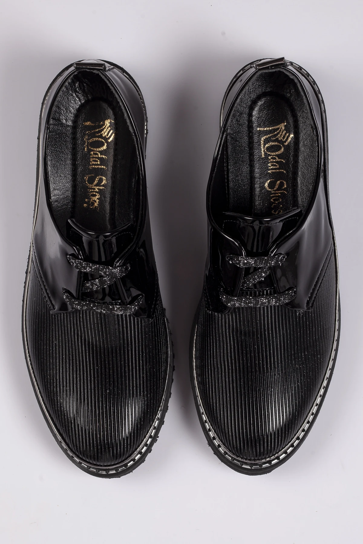 

Women's Black Water Way Casual Shoes