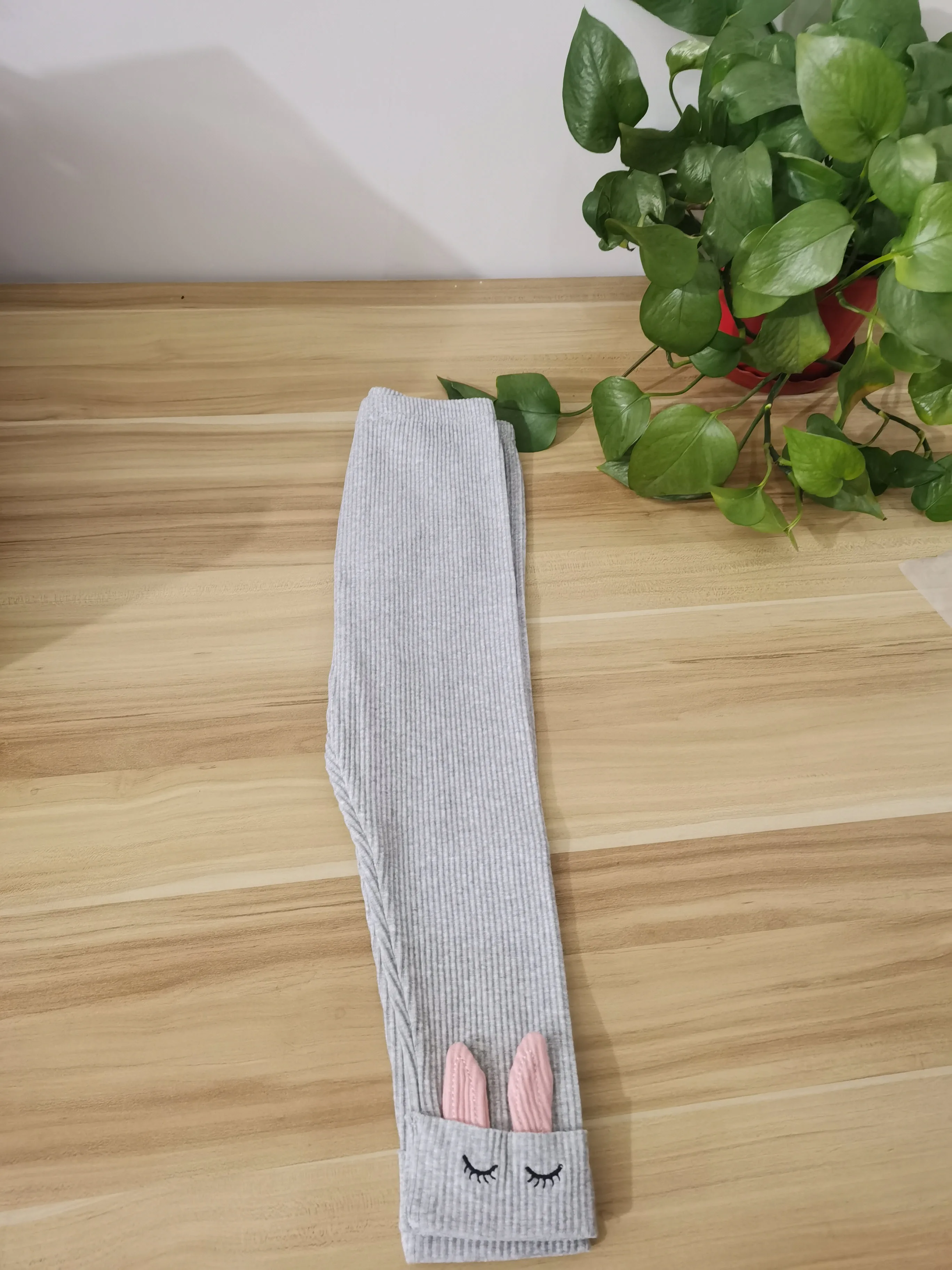 

Girl's Pants with Rabbit Eears