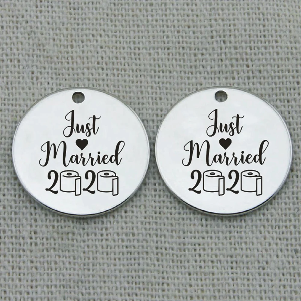 New year gifts Just Married 2020 Pendant Necklace Women Jewelry Engraved jewelry Key Chains charm Bracelets 22mm 5Pcs/Lot | Украшения и