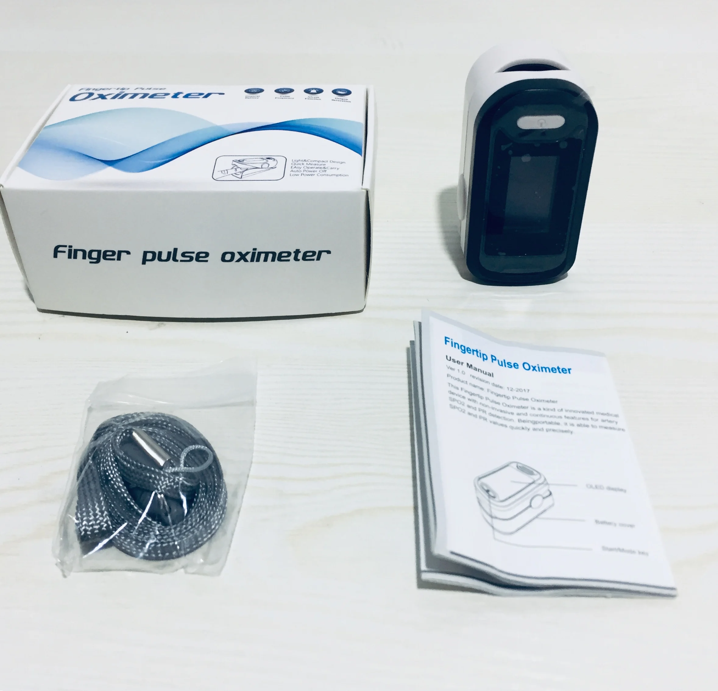 Pulse Oximeter Finger Oximeter Household Blood Oxygen Saturation Meter Health Care Fingertip SPO2 PR Monitor Oximetro De Dedo