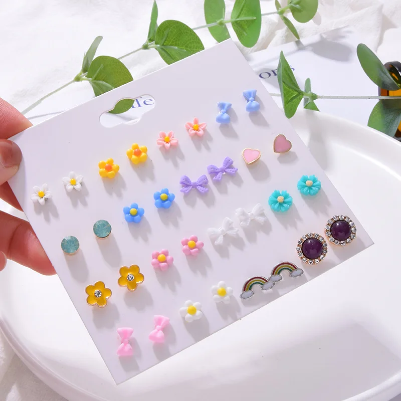 

20Pairs Fashion Mix Style Crystal Flower Butterfly Stud Earrings For Women Colorful Geometric Heart Daisy Earrings Set Jewelry