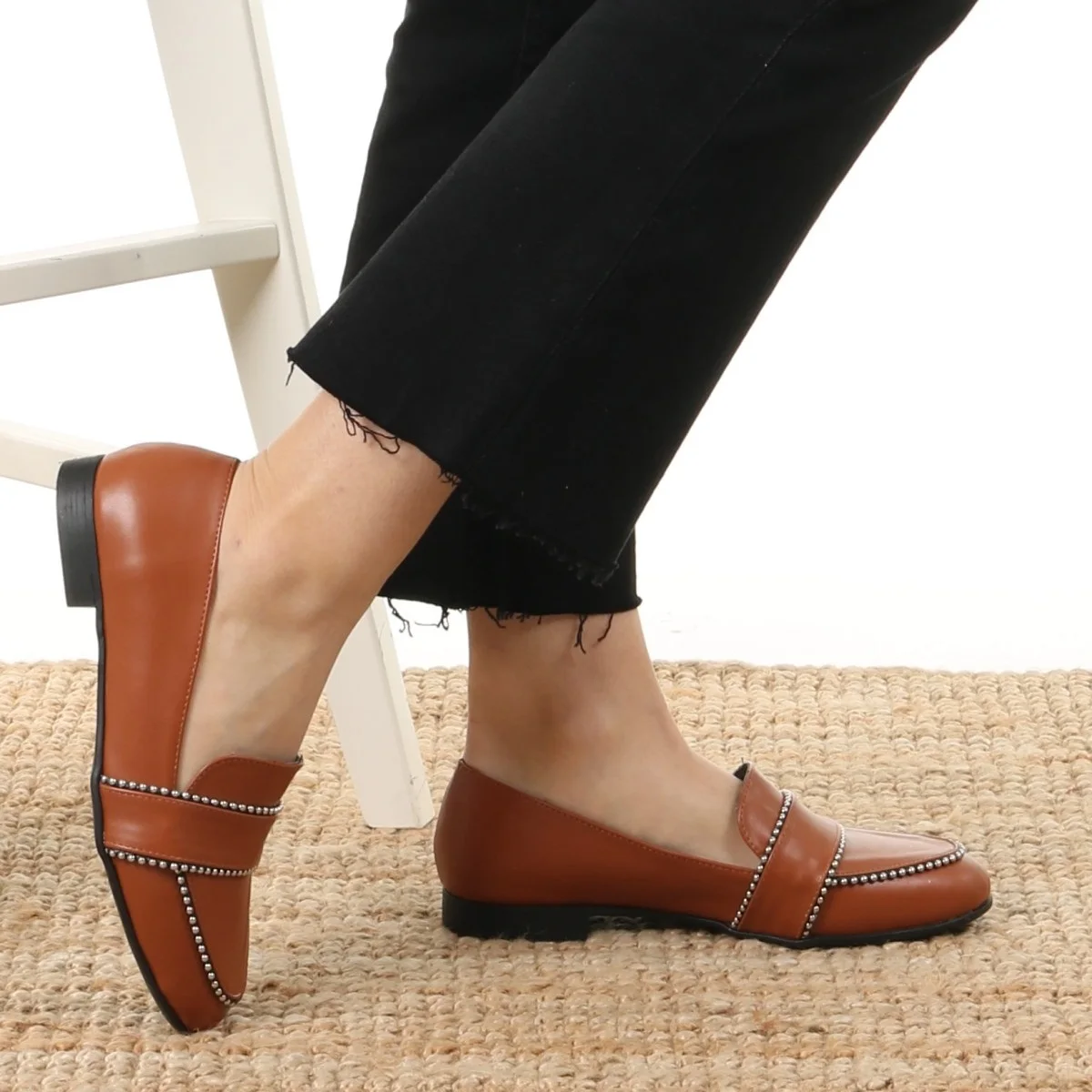 Бренд Mio Gusto ROBIN черные/коричневые/кожаные цвета низкий каблук 2 см тонкие