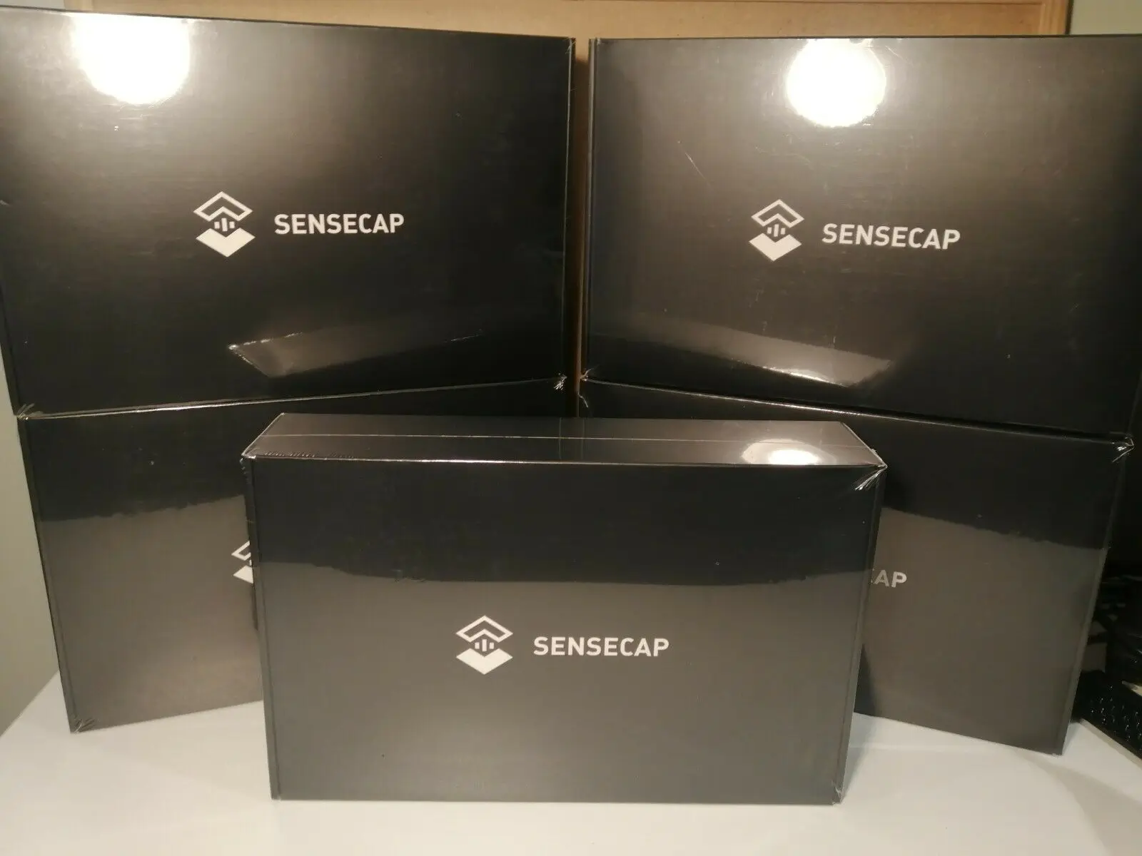 

Q1 BUY 3 GET 1 FREE All New M1 SenseCAP Helium Hotspot HNT US915 mhz/ EU 868mhz