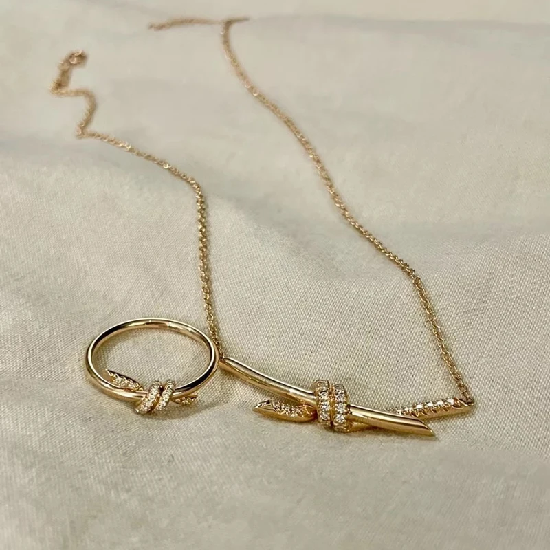 Женское колье из серебра 2022 пробы 18 К розовое золото |