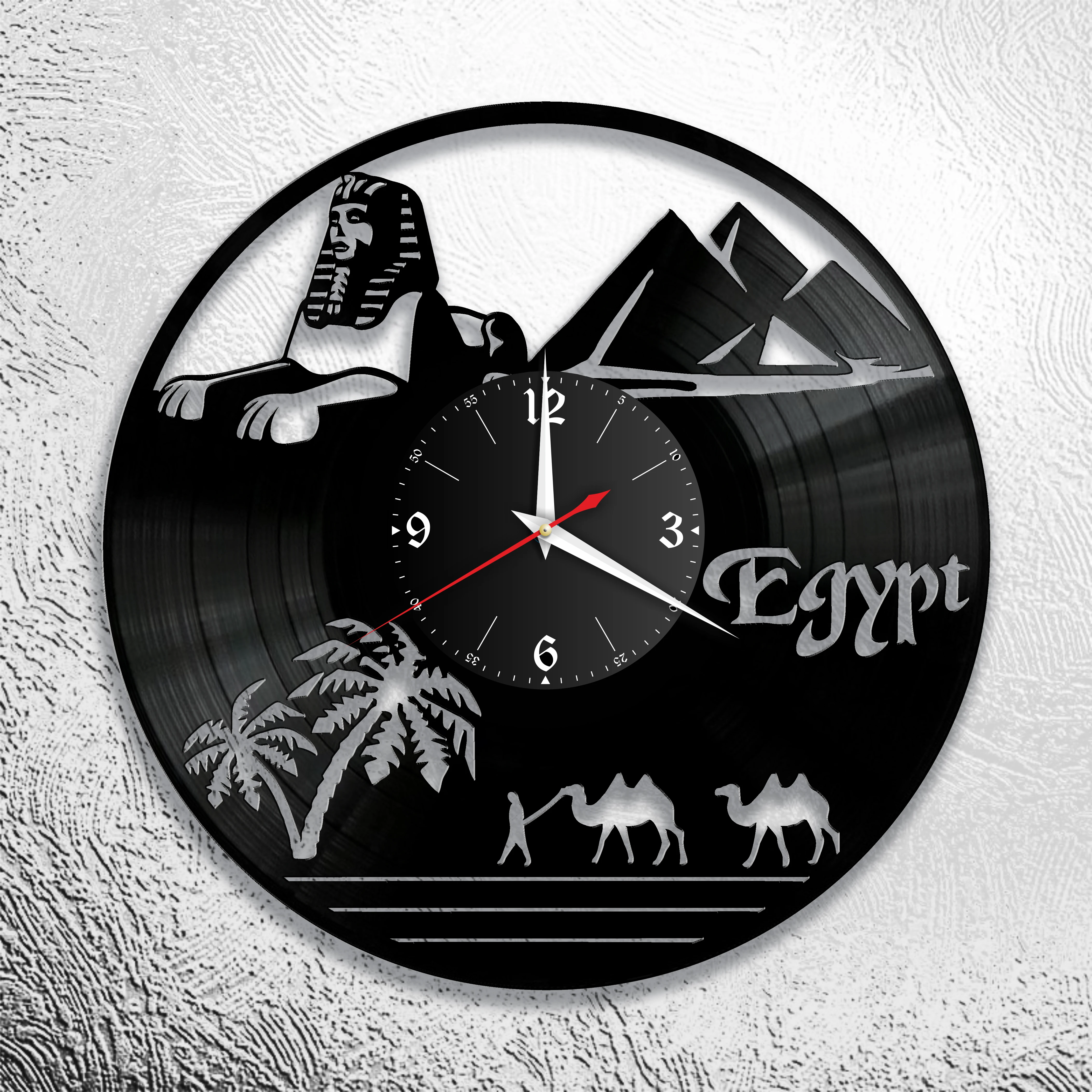 Каминные часы. Часы египет. Настенные часы с египетскими цифрами. Египетские часы настольные. Египет часы с москвой.