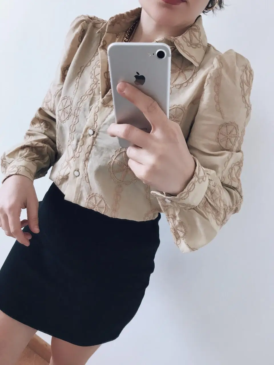 

Autumn Fashion Button Shirt Vintage Blouse Women White Lady Long Sleeves Female Loose Street Shirts