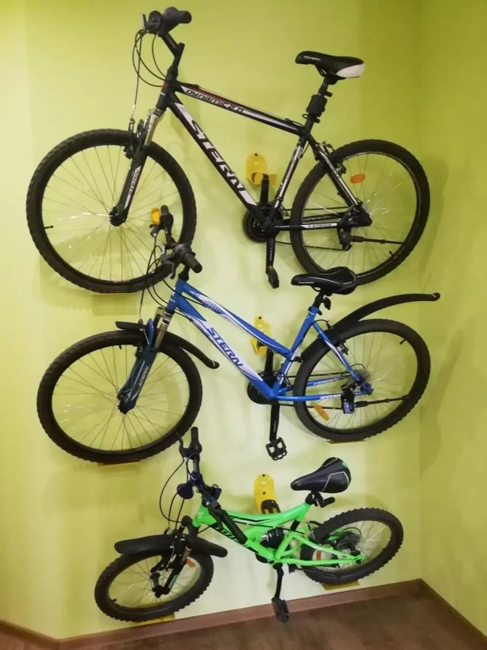 Крепление для велосипеда на стену. Оригинальный кронштейн горизонтально за